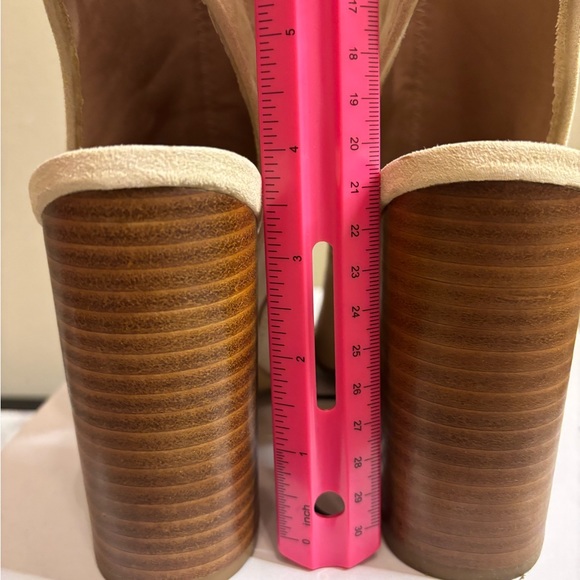 Aldo open toe sling back booties; nice, classy, and comfortable; inside zipper - Picture 4 of 16